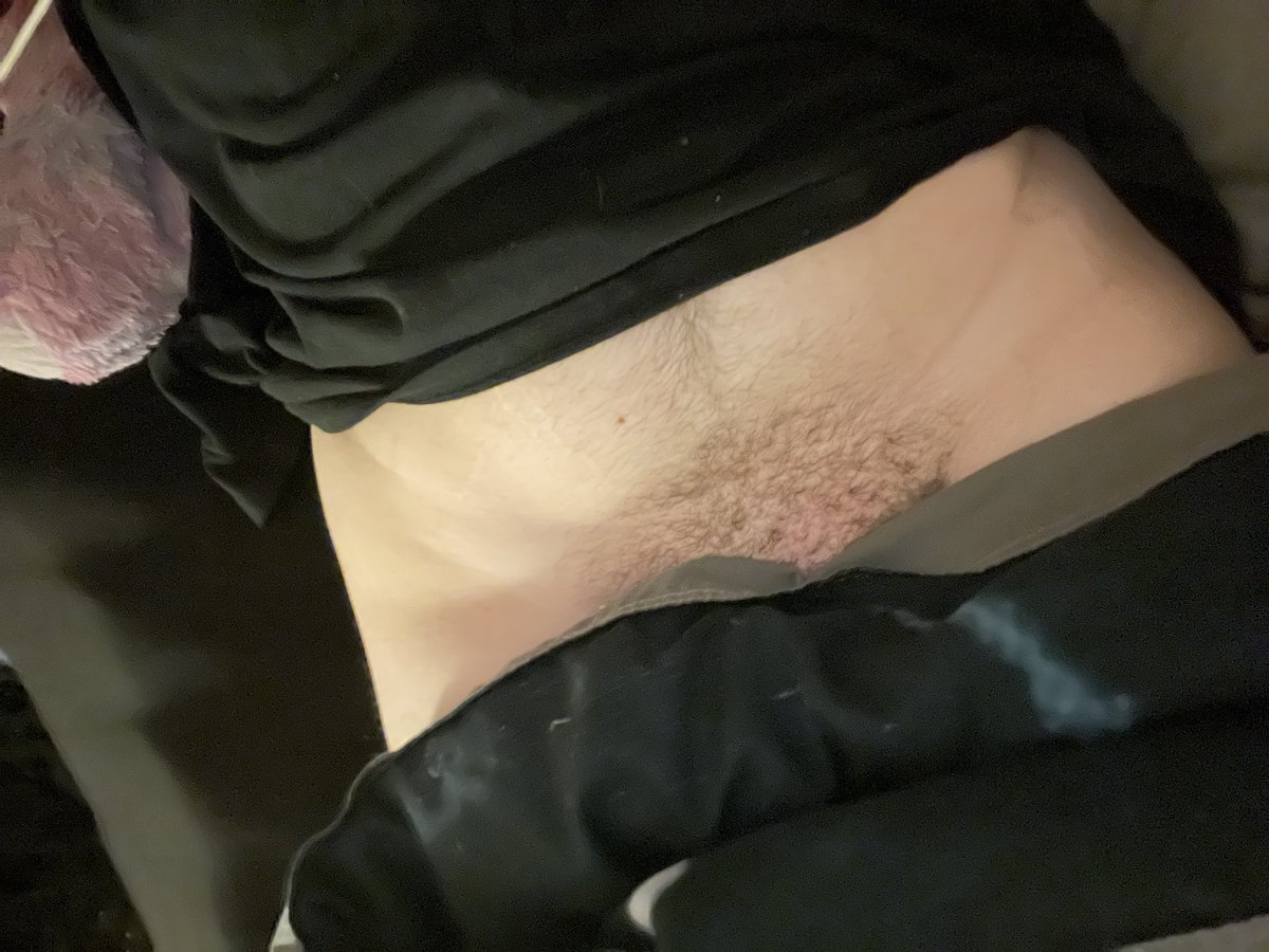 Xx_Typ0_xX's tweet photo. Goodnight and sleep tight 💕
#femboy #gay #mlm #puppyboy https://t.co/0MJYoa5i0c