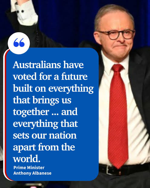 Melbourne_says's tweet image. Before our PM walked out in front of that vigil, he knew he was gonna get booed but he walked out anyway, because that’s what leaders do. He didn't cower then, and he won't cower later on. 

This is the leader Australia needs right now. 👇🏼

#IStandWithAlbo