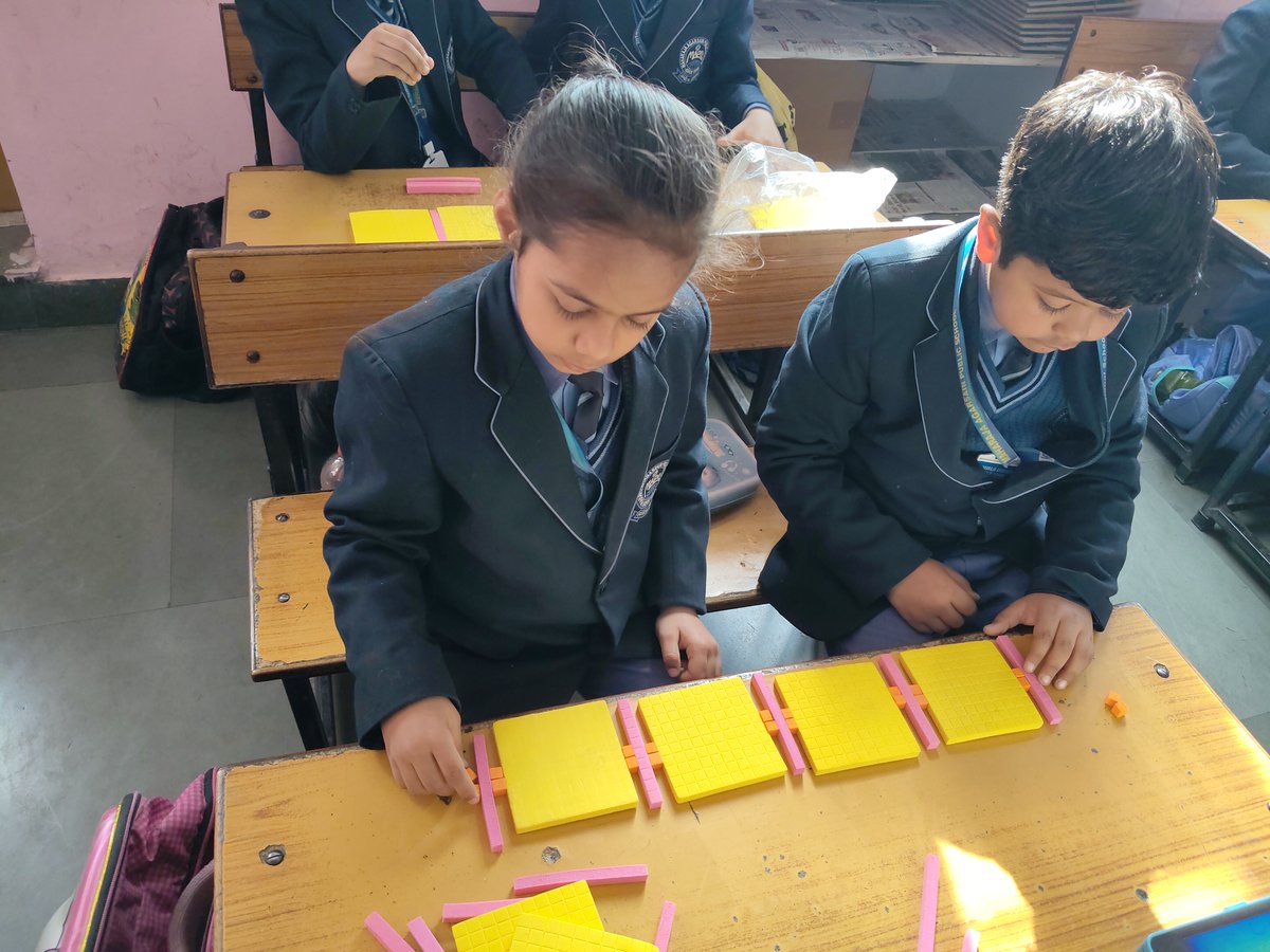 mapsavschool's tweet photo. Our little mathematicians discovered that math is fun, meaningful, and everywhere around us!
#MathWeek #LittleMathematicians #LearningThroughPlay #NumberFun #PatternPlay #HandsOnLearning #Class1 #Class2 #MathIsEverywhere #JoyfulLearning https://t.co/ugsTJwkzlv