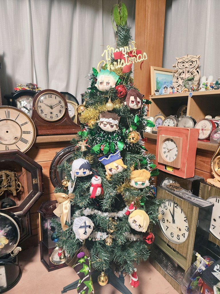 クリスマスツリー2025🎄✨ ドクストぬいちゃん飾りました🫰