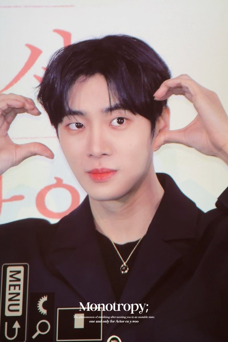 ℳ𝑜𝓃𝑜𝓉𝓇𝑜𝓅𝓎; tweet media