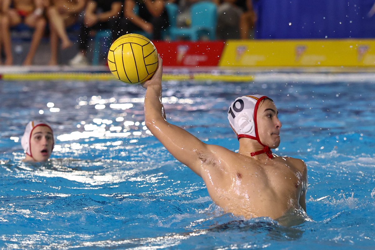 waterpolistacom's tweet image. Los actuales campeones del Mundo y de Europa, van a ir con todo. David Martín ha puesto en marcha una lista continuista con alguna pieza que destaca por su juventud

Sigue la preparación para Belgrado ✅

¿Sensaciones hoy día ______?

👉🏻👉🏻👉🏻n9.cl/5uccf

#Internacional