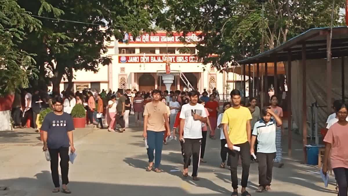 ETVBharatRJ's tweet image. छात्रों को बड़ी राहत: RUHS और MMU के कोर्सेज में NEET UG स्कोर से ही मिलेगा एडमिशन etvbharat.com/hi/state/in-ra… 
#NEETUG #RUHS #MMU #Rajasthan #medicalCourses