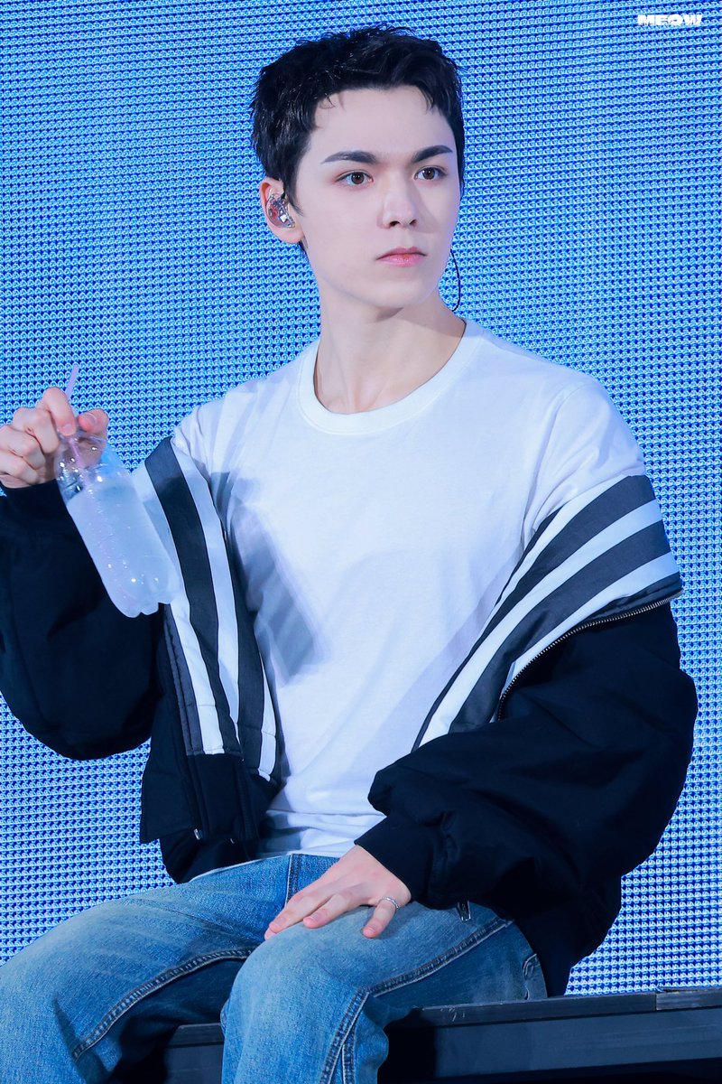 Won_tobe_cat tweet media