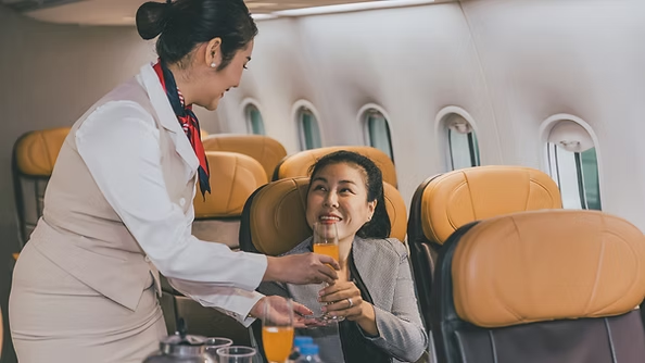Brookfield_AV's tweet photo. Can you eat your own food on a flight? The answer might surprise you. Find out what airlines say.
hashtag#BrookfieldAviation #AviationInsights #FlySmart #TravelTips

https://t.co/RBjCqBUlu2 https://t.co/pt1cYnxfyG