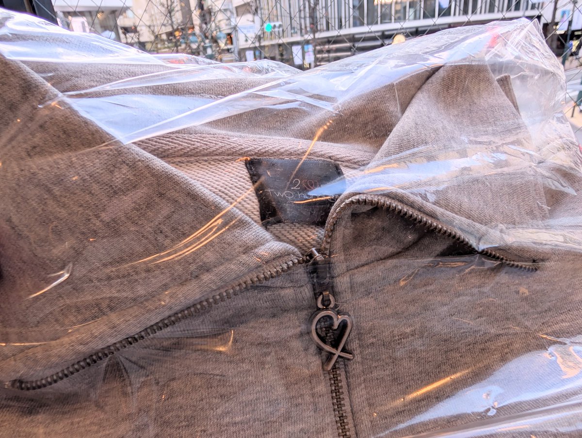 【直筆サイン入り】岩橋玄樹 ポスター+厳選グッズおまけつき 直筆サイン入り】岩橋玄樹 ポスター+厳選グッズおまけつき 直筆サイン