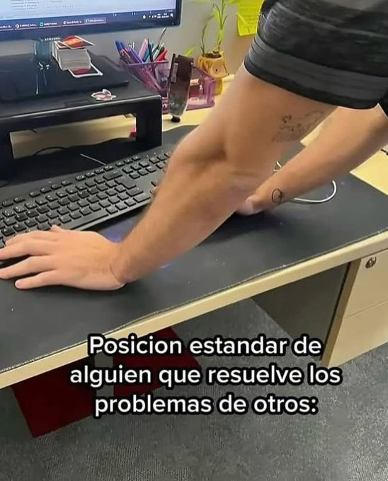 itsD3lay🐧 (@itsd3lay) on Twitter photo 