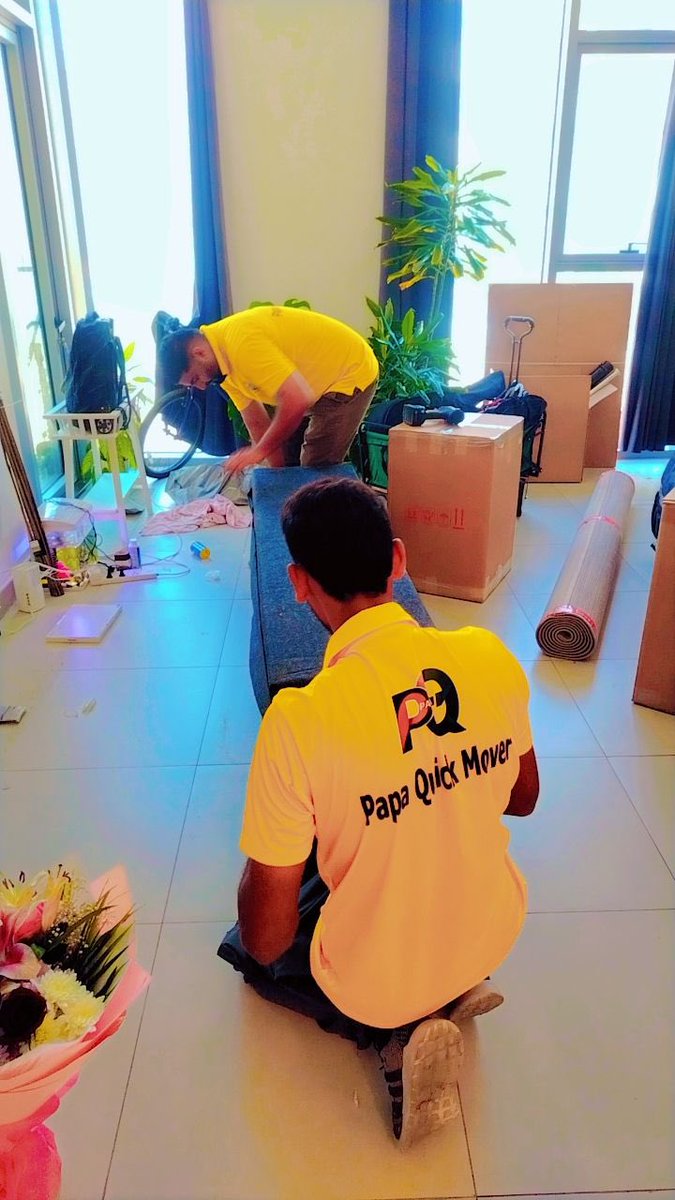 PAPA Movers &amp; Storage Services DUBAI
📲🤙Call &amp; WhatsApp: 0523426899

✅PROFESSIONAL UAE MOVERS 
✅UAE MOVING COMPANY 
✅RELOCATION SERVICES 
✅PICK UP AND DROP OFF DELIVERY 
✅STORAGE UNIT 
✅DEEP CLEANING 
✅WALL PAINTING