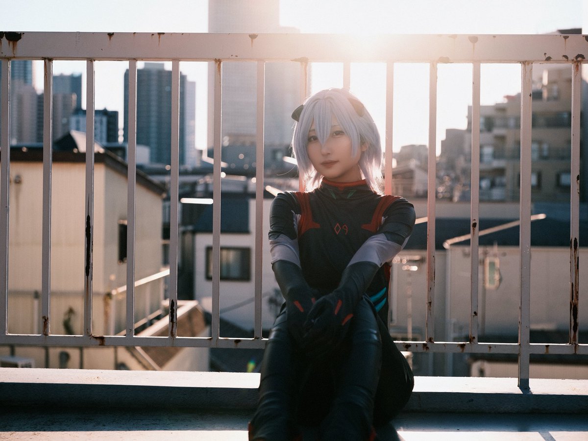 エヴァ　アヤナミレイ(仮称) コスプレ コスプレ】『エヴァ』艶めく美ボディ！ アヤナミレイ（仮称）のプラグ