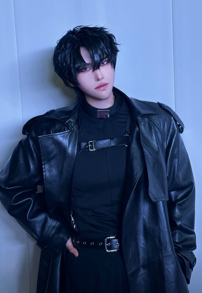 #서코후기 #서코_후기

토욜 바리아 벨, 일욜 전독시 유.중혁을 했습니다.
많은 인파를 뚫고 어떻게든 친구들도 만나고 무대도 보고 디저트도 먹고 다 즐겼네요!
거기다 팀코 친구들 얼굴 보며 감탄하기까지👍🏼
사랑하는 장르를 같이 해줘서 정말 고맙습니다, 행복했다! 
다들 다음 행사에서 또 봬요!