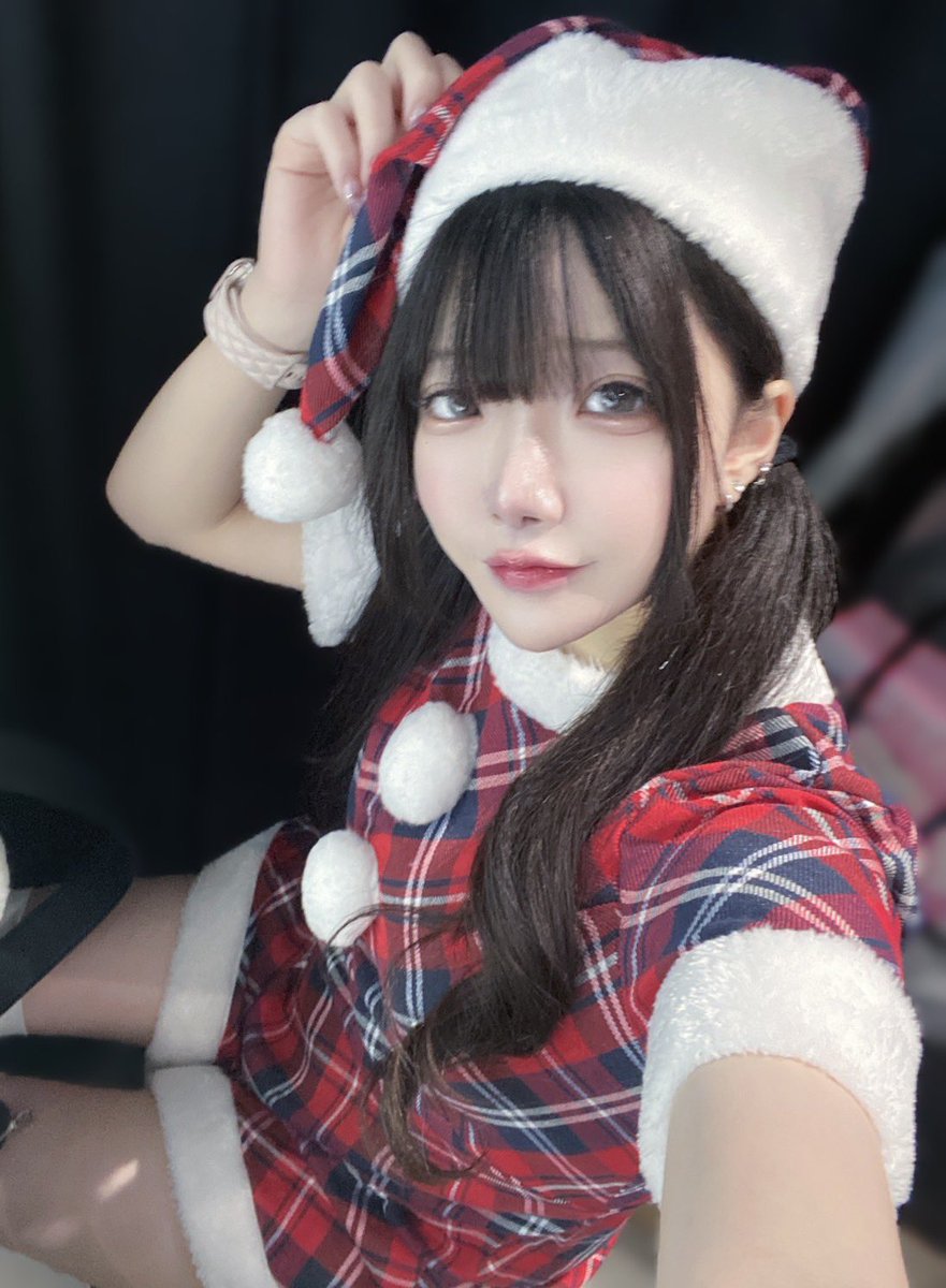 [クリスマスの奇跡]　絵画　油絵　夜　新宿　コスプレナイト　女　歌舞伎町 🎅🌟Merry Xmas💞🎄 もふる歌舞伎町店 クリスマスイベント開催中🙌 ご