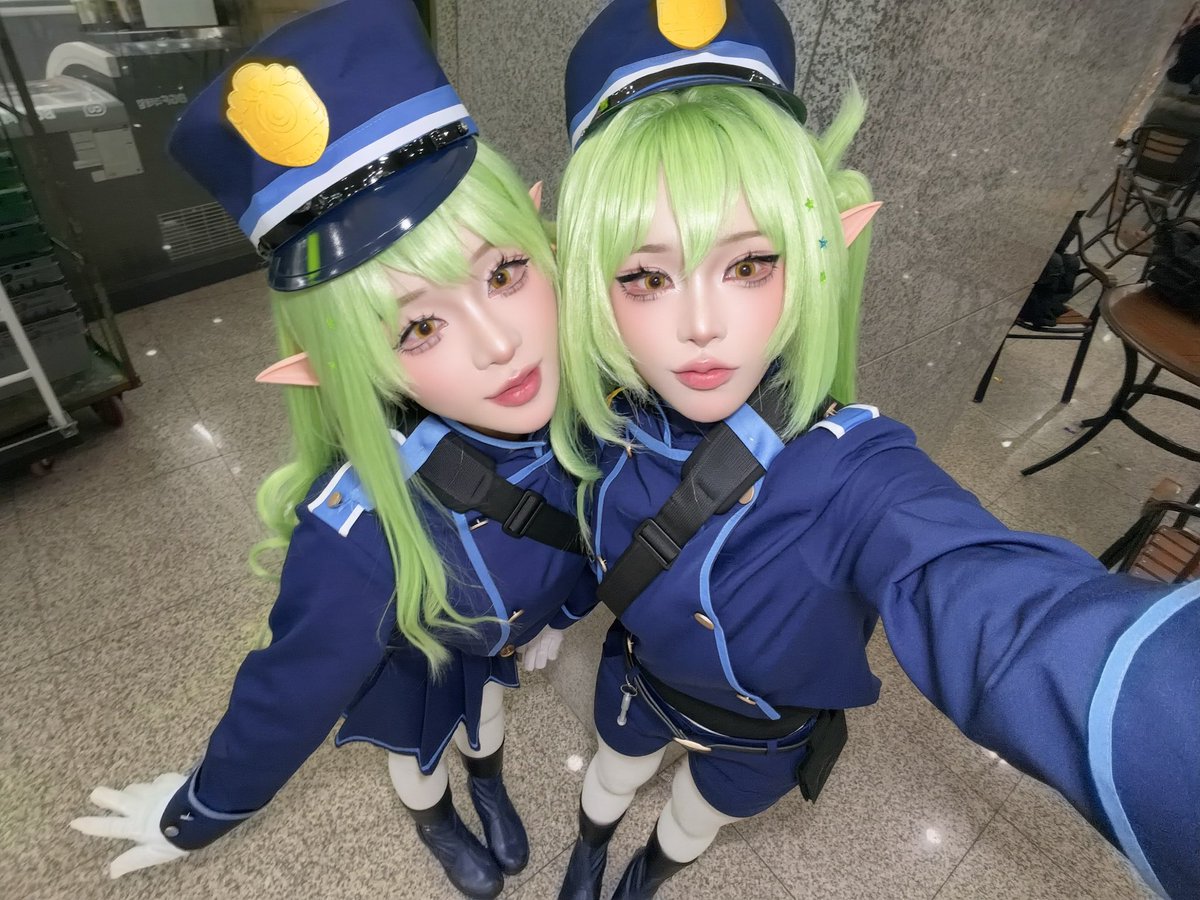 Rahell_S2's tweet image. #서코후기
#서코_후기
12월서코 일요일 헬라님이랑 블루아카이브 철도가키 노조미 &amp;amp; 히카리 로 다녀왔습니댱 올해 마지막 행사 알차게 즐기다왔다!!!!! 오랜만에 뵌 트친분들 너무 반가웠고 주신간식 핫팩 너무너무 감사합니다 사진찍은건 디엠주시면 최대한 리턴드릴께요 💚💚💚 고생많으셨어요!!