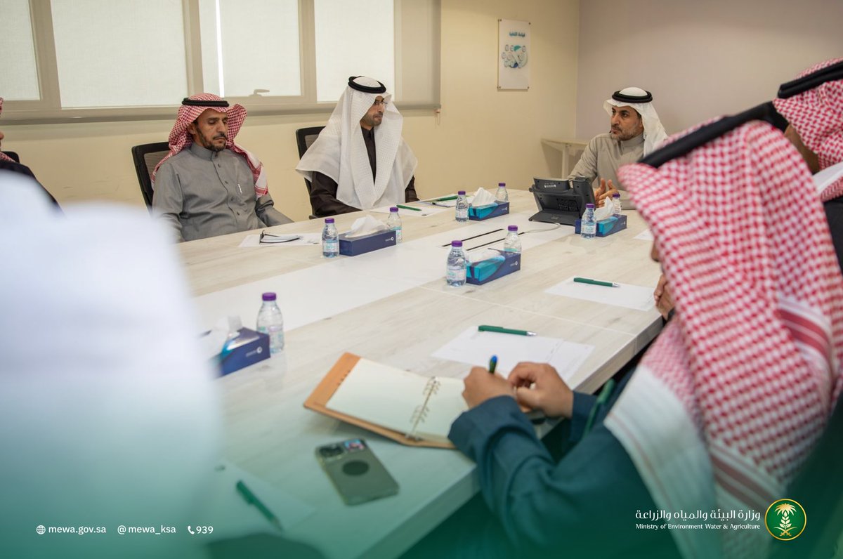 MEWA_KSA's tweet image. معالي نائب الوزير يلتقي قيادات منظومة الوزارة في منطقة الجوف، ويطلع على مستوى إنجاز المشاريع والمُستهدفات.