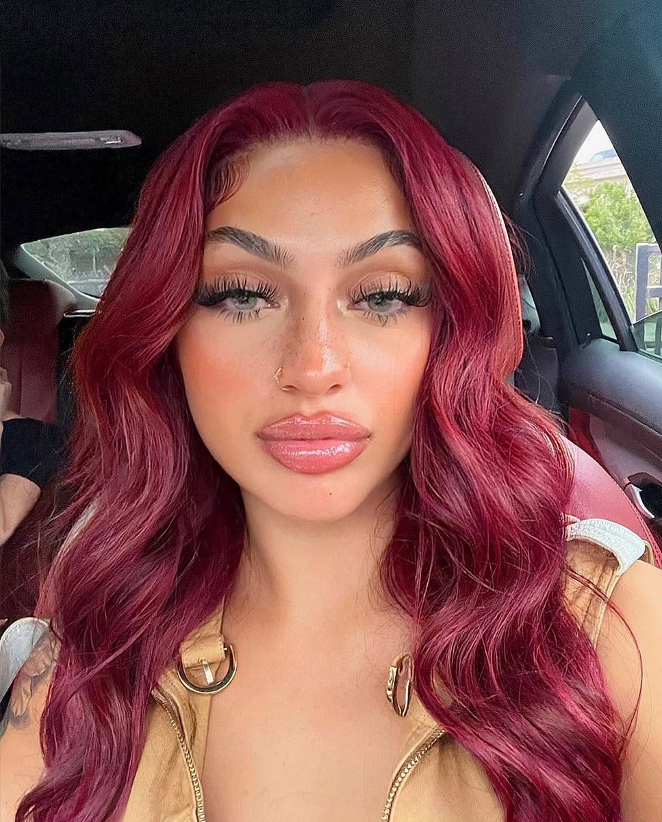 caitlyn_jaye's tweet photo. Red Heads Do It The Best 🧜‍♀️ https://t.co/BEgql1KBp2