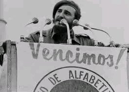 Cuba celebra hoy el Día del Educador al conmemorar un aniversario más de su declaración como territorio libre de analfabetismo, primera gran proeza educacional de la naciente revolución en la isla caribeña.