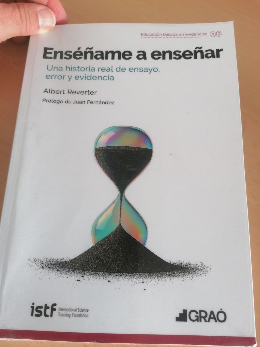 Por fin dispongo de tiempo para "Enséñame a enseñar", el libro en que Albert <a href="/EfectoMcguffin/">EfectoMcguffin</a> ha volcado carretadas de evidencias en educación y cariño.