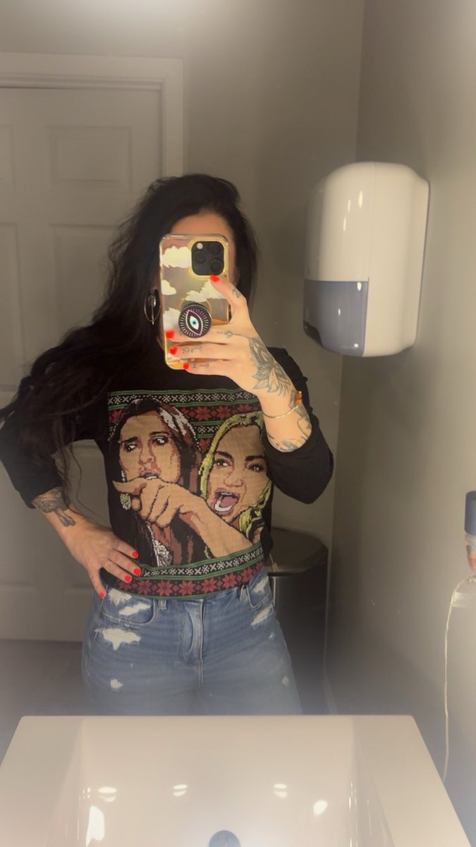 Th3Megz's tweet photo. Best Christmas shirt ever #RealHousewivesofBeverlyhills #RealHousewives https://t.co/CptooY1BZT