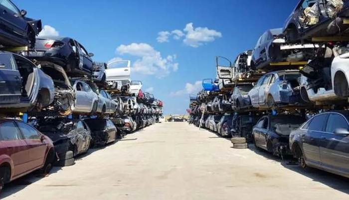 📌'Geliyor gelmekte olan'

🚘Hurda araç teşviki Meclis gündeminde! 

tgrthaber.com/ekonomi/mhpli-…