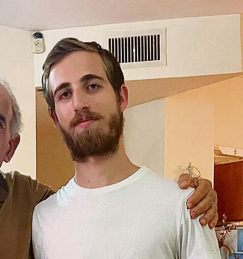 הודעה לחברי הכנסת של הליכוד!
מחר בתשע וחצי, יצחק עמית ידון בעירעור של הפרקליטות נגד שחרורו של סער אופיר.
לא יכול להיות שפעם אחר פעם, סער ימצא תמיד שרק ח"כ <a href="/TallyGotliv/">טלי גוטליב</a>, נמצת שם לתמוך בו.
זה מטר מהכנסת.
אתם ממילא שם.
אנחנו מצפים לראות אתכם בנוכחות מלאה.