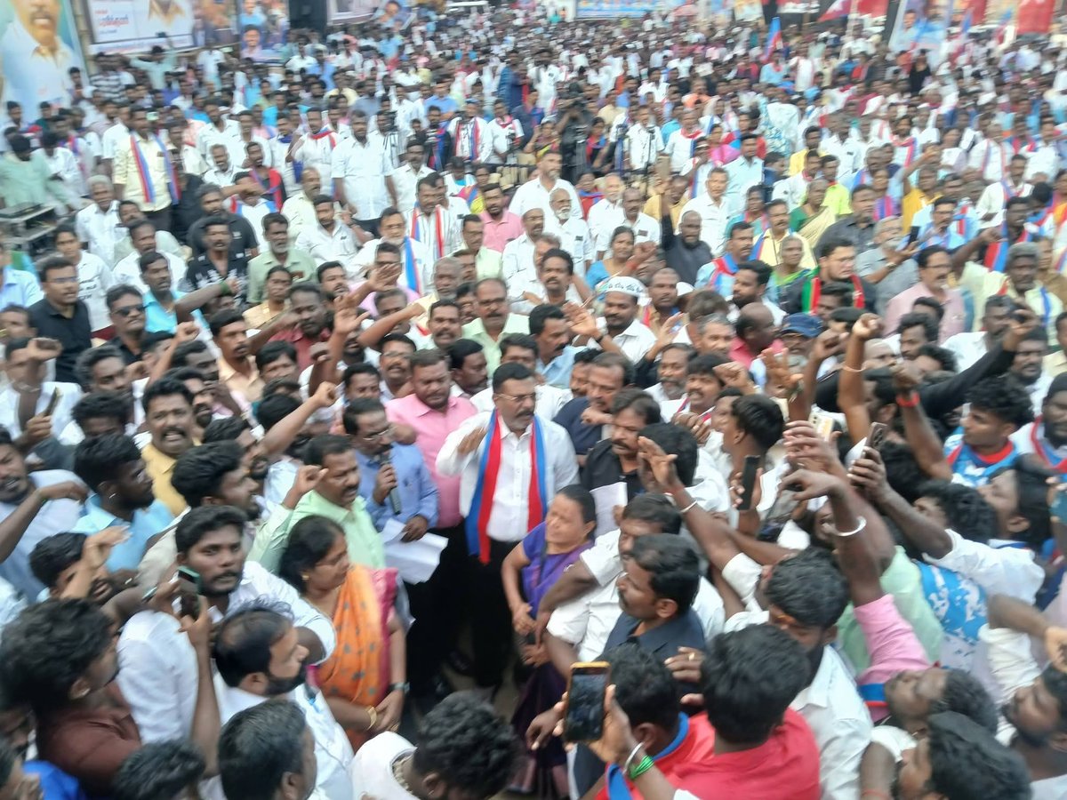 மதுரை திருப்பரங்குன்றத்தில் மதவெறி பரப்பும் சனாதனக் கும்பலைக் கண்டித்து தற்போது மதுரையில் நடைபெற்றுக்கொண்டிருக்கும் கண்டன ஆர்ப்பாட்டத்தில்...