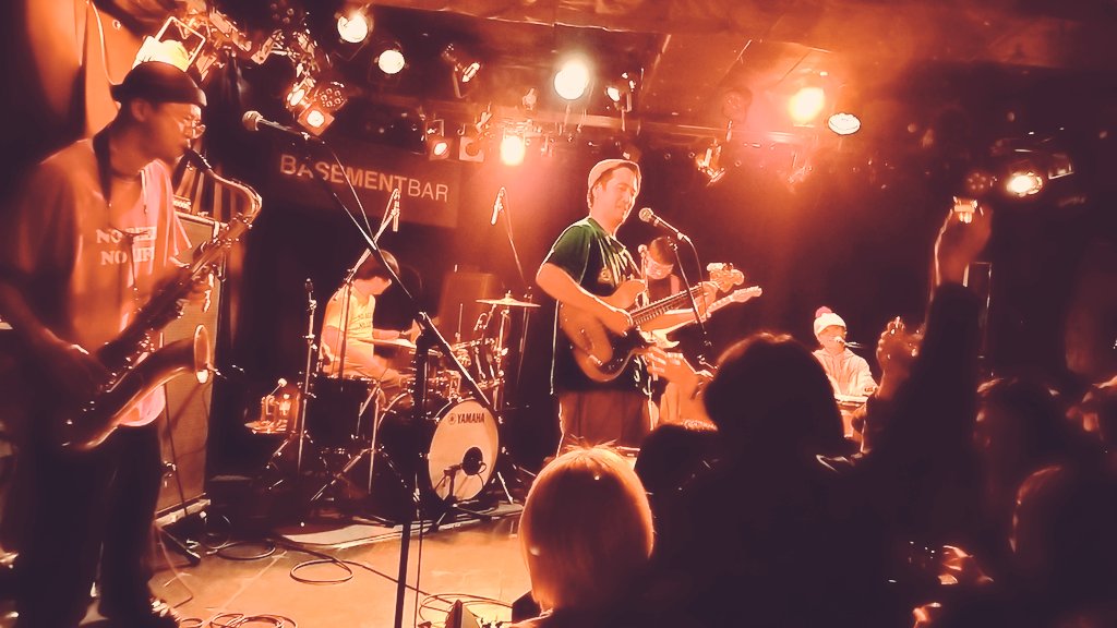 代打のSPOILMANが全部持っていったかに見えたけど、エリヲさんのパーカスが入ったドン・マルティネスがファンクバンドとしてとても良くて月曜の23時前とは思えない状態のフロアになっていてとても良かった。