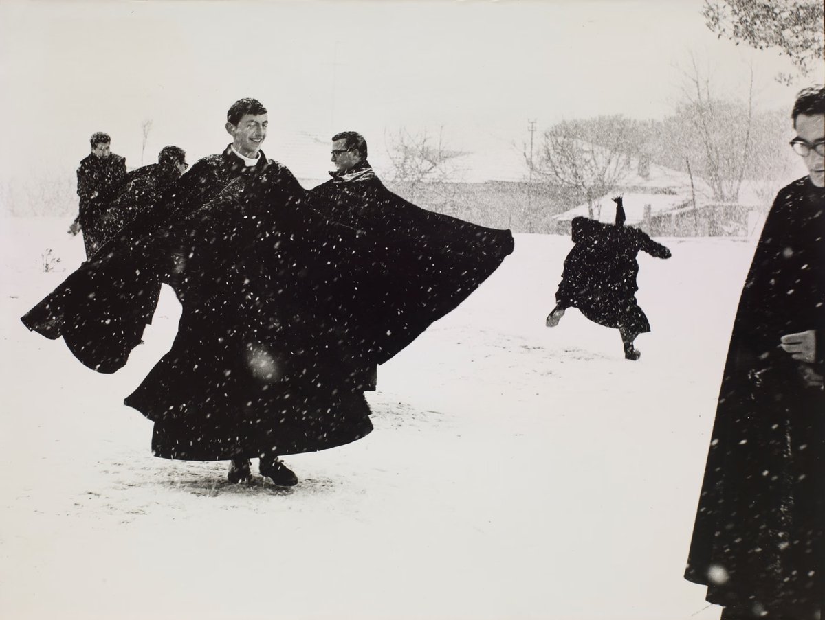 Young seminarians playing in the snow. Senigallia, Italy, 1961–63 | Mario Giacomelli