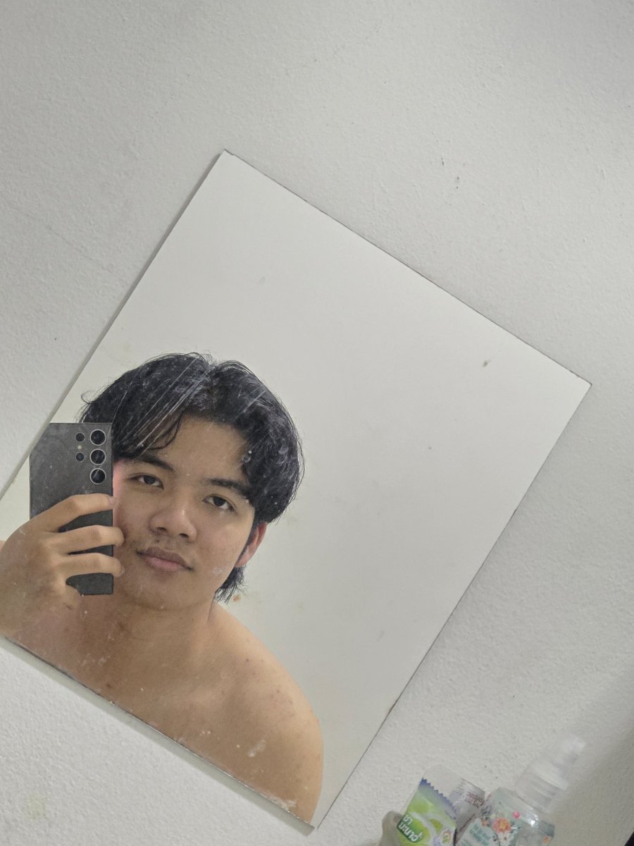 TosoumExe's tweet image. ยิ้มงี้ไม่ได้อยากกระชากใจ อยากกระชากเสื้อมากกว่า #บางแสน #พานทอง #พนัสนิคม #อมตะชลบุรี #ชลบุรี