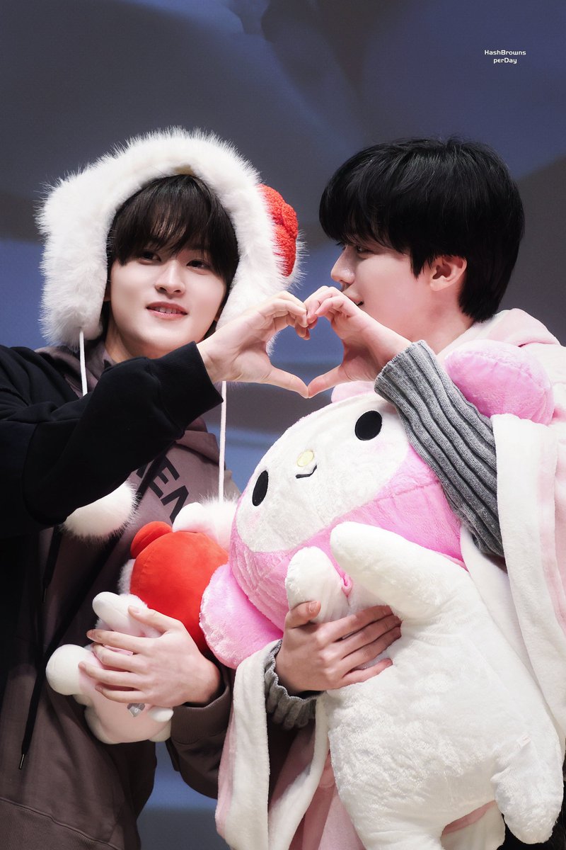 HashBrownsPerDay tweet media