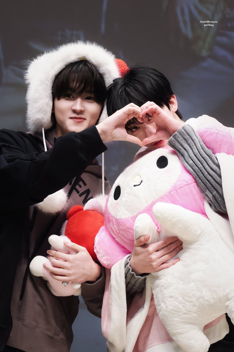 HashBrownsPerDay tweet media