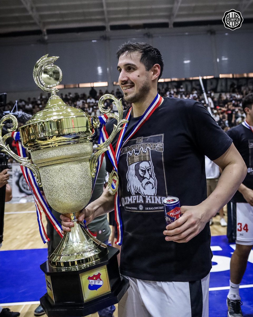 📸 La primera imagen del día.

Confirmamos lo de anoche: 🏆🏆 ✅

🤍🖤🤍