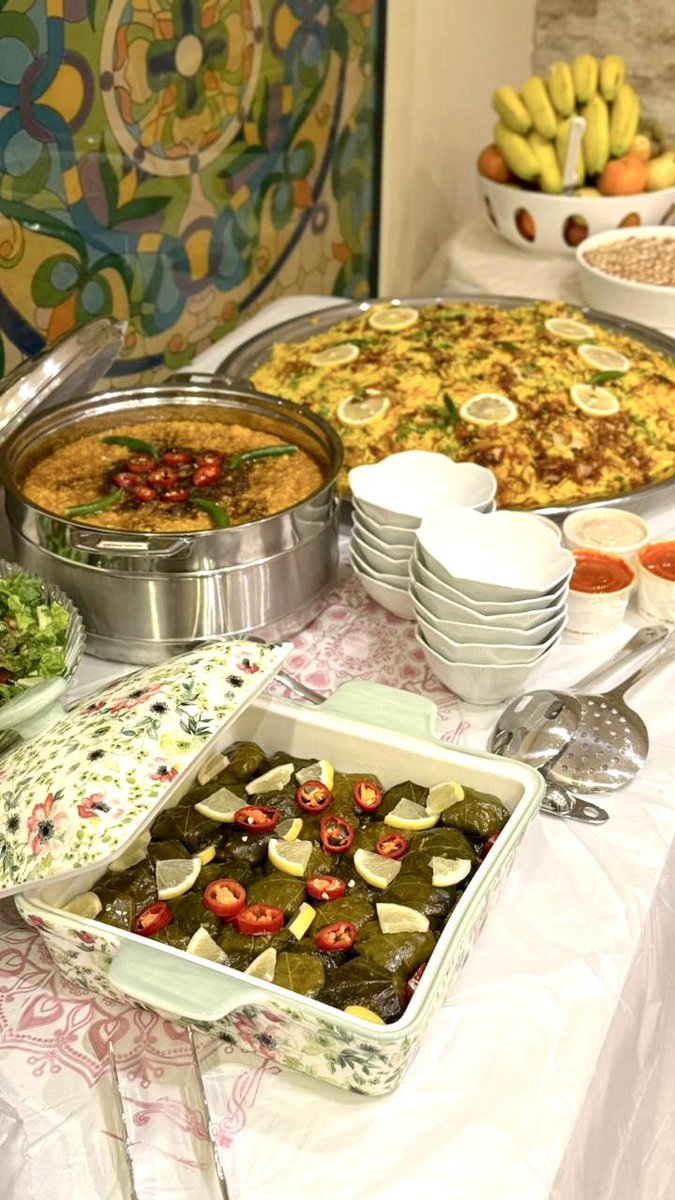 عندك مناسبة لاتحتار .. وانت تعرف نثار 🤝
جاهزين نبيض وجهك بأفخم الأطباق وألذها 
لمناسباتك .. لجمعاتك العائلية 👌🏻❤️
اطلب واحنا حاضرين 
#مطبخ_نثار
 #مطاعم_الرياض 
#اليوم_الاثنين