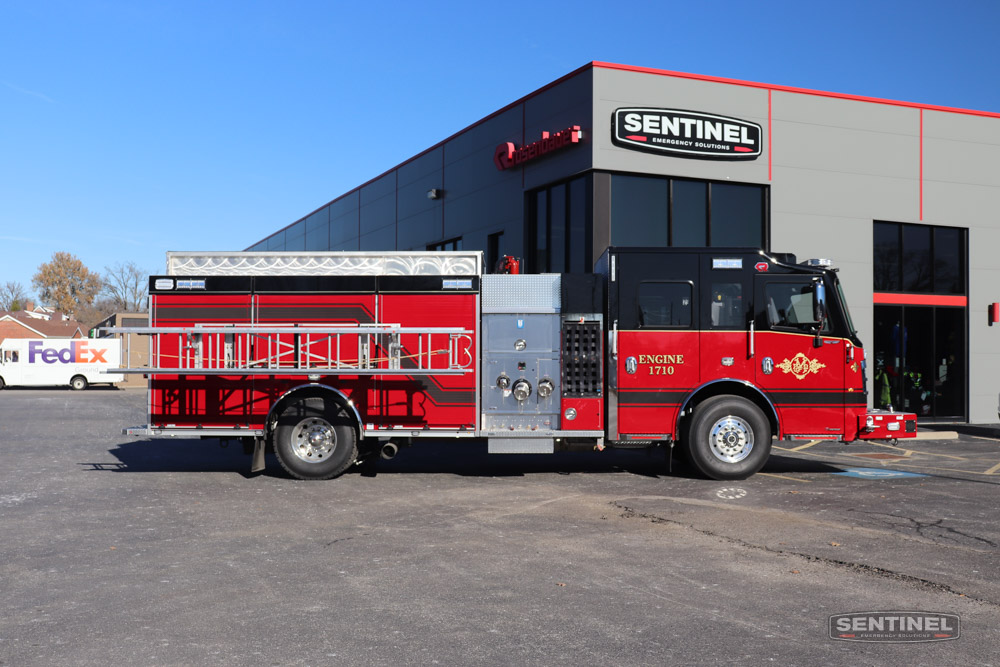 Sentinel_EmgSol's tweet image. NEW DELIVERY!
The Mehlville Fire Protection District in St. Louis, MO recently took delivery of this @rosenbauerus Pumper! THANK YOU Chief Hendricks, the Firefighters of the Mehlville FPD, and the Board of Directors for choosing Sentinel and Rosenbauer.
sentineles.com/mehlvillefpdpu…