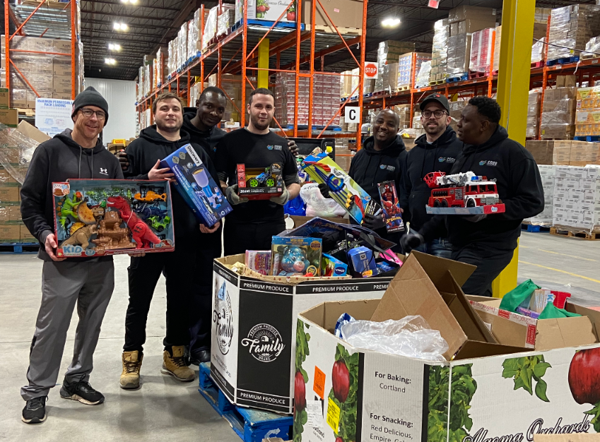 MFFA_Benevolent's tweet photo. 🎁 Our third stop of delivering gifts is to families supported by Food Banks Mississauga

The Food Bank helps local families facing food insecurity by providing nutritious food and essential supports. These gifts will help brighten the holidays for children in need of some cheer! https://t.co/px8UA9c68R