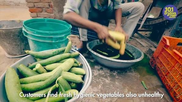 macroschema's tweet image. Low IQ Indian thinks that Indian bazaar sells organic vegetables 

Europe has very strict regulations regarding GM crops and foods

Any food containing more than 0.9% GM ingredients must be labeled as genetically modified

Only a few GM crops are legally grown in the EU, mostly…