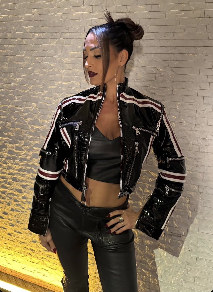 MOMMYXBELLA's tweet image. ⠀
⠀
Do you love Mommy's new look? 💋
⠀
⠀