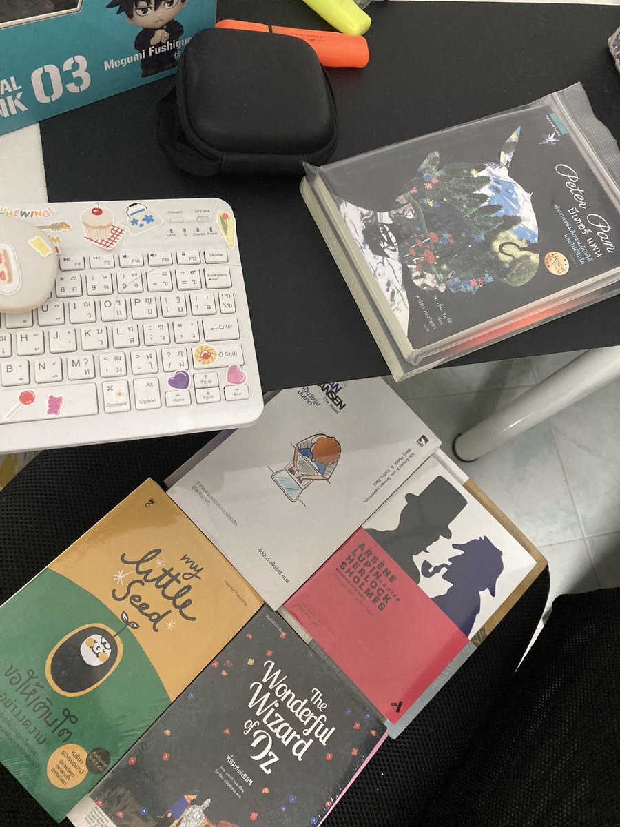 dieitijdk's tweet image. สองถามราคาก่อนได้นะคะทุกเล่มยังไม่เคยเปิดอ่านเลยค่ะ คุยได้นะคะ #หนังสือมือสอง #หนังสือนาร์เนีย #แฟนฟิค #หนังสือปีเตอร์แพน #หนังสือสภาพดี