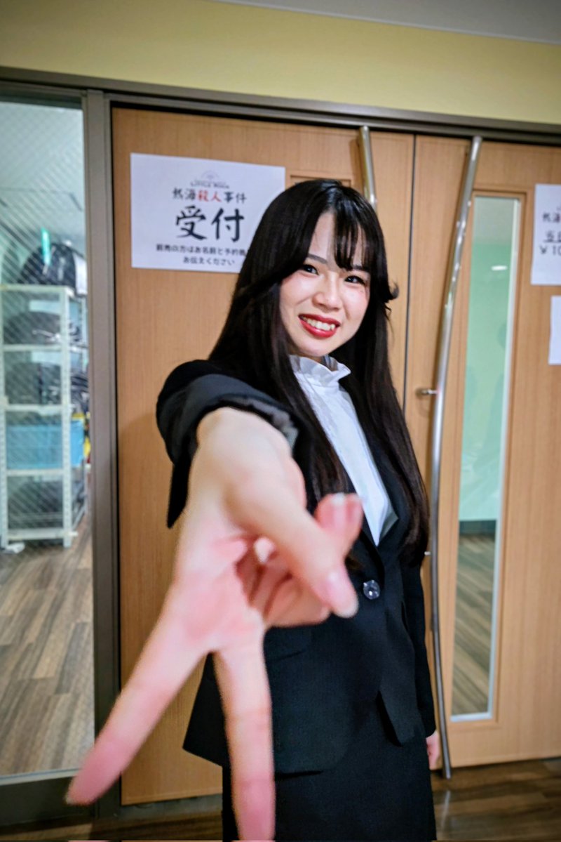 DqQedV2ya5EVto9's tweet image. 2025年12月21日(日)熱海殺人事件。山組水野朋子婦人警官役 市村千夏さん @chinatsu_x_  。Twitterとかでおどりやってるのはなんとなく知ってるけど。演技も出来て、器用な子なんだと思いました。
#リトルロック感想 @little__rock_
#リトルロック熱海