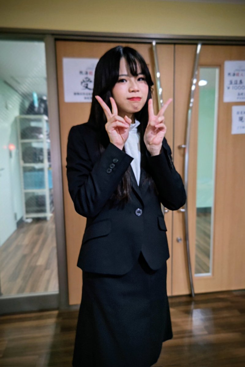 DqQedV2ya5EVto9's tweet image. 2025年12月21日(日)熱海殺人事件。山組水野朋子婦人警官役 市村千夏さん @chinatsu_x_  。Twitterとかでおどりやってるのはなんとなく知ってるけど。演技も出来て、器用な子なんだと思いました。
#リトルロック感想 @little__rock_
#リトルロック熱海