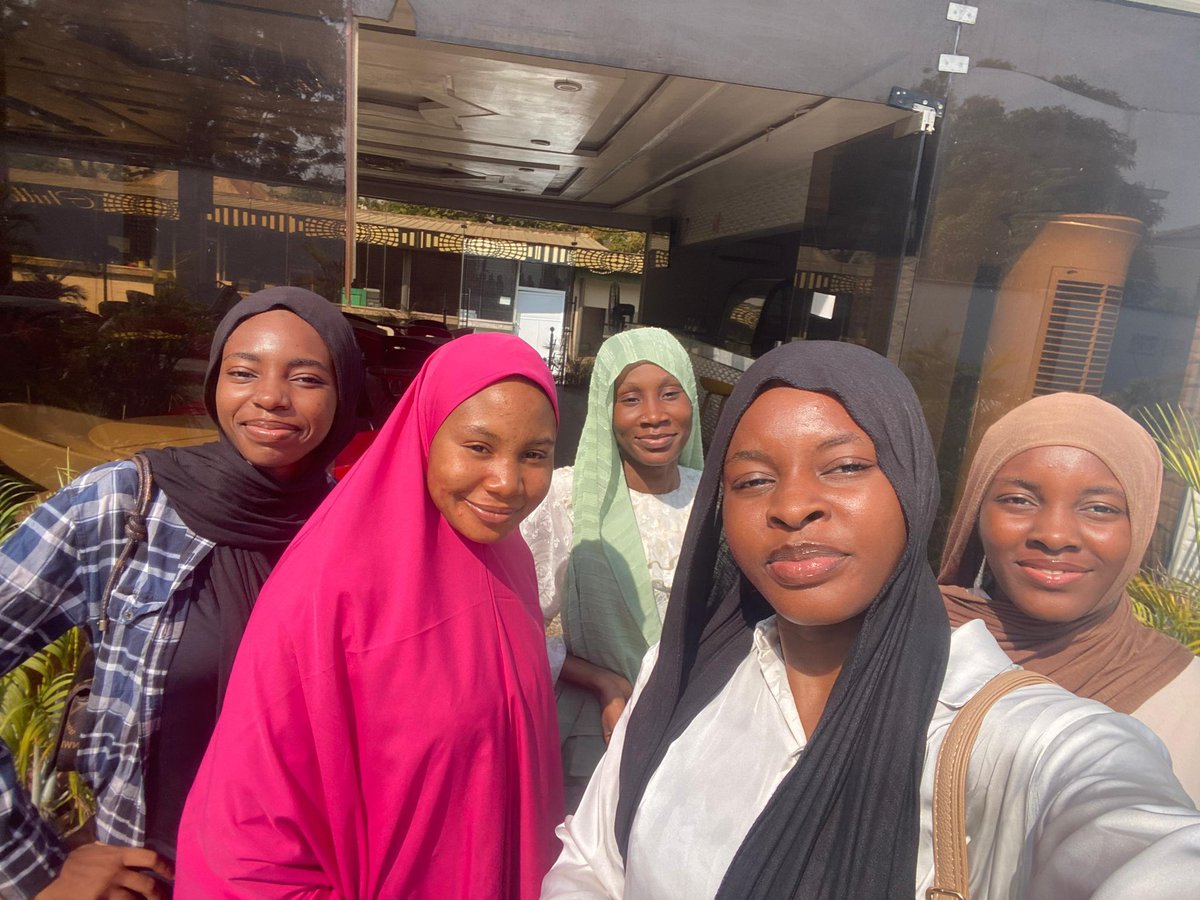 TEEN GIRLS IN BLOCKCHAIN (TGIB)™️ tweet media