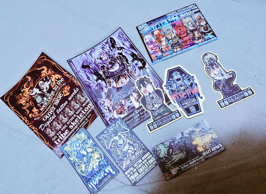 こちらは勝手に何度もステッカーでお世話になっている@sick_zan 様の