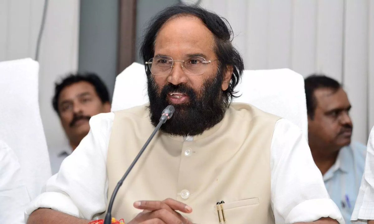NewsMeter_In's tweet photo. #Telangana:
#Irrigation Minister @UttamINC Kumar Reddy has come down heavily on the collapse of #checkdams in #Gumpula and #AdaviSomanapalli villages.
#Vigilanceinquiry ordered immediately.
Probe to determine shoddy construction or deliberate #sabotage.
Officials directed to fast-track the investigation.
Strict, no-compromise action promised against those responsible.
“Any attempt to damage check dams built for farmers’ welfare will not be tolerated anywhere in Telangana,” the Minister said.