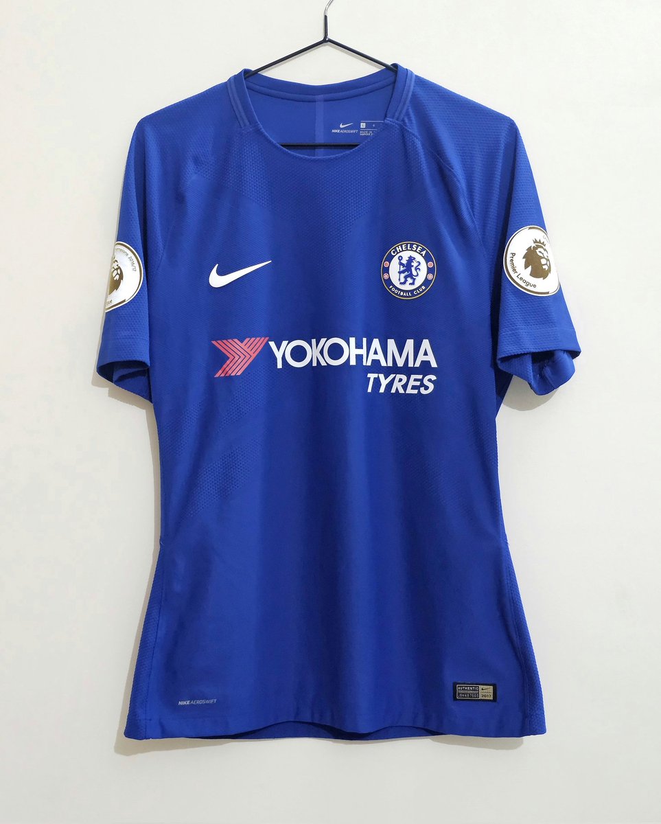 VsKitCorner's tweet image. 🏴󠁧󠁢󠁥󠁮󠁧󠁿 For Sale!

Official Chelsea 2017/18 Home Hazard (player issue/kit room version).

Large. 

DM for more pictures/info. 

#CFC