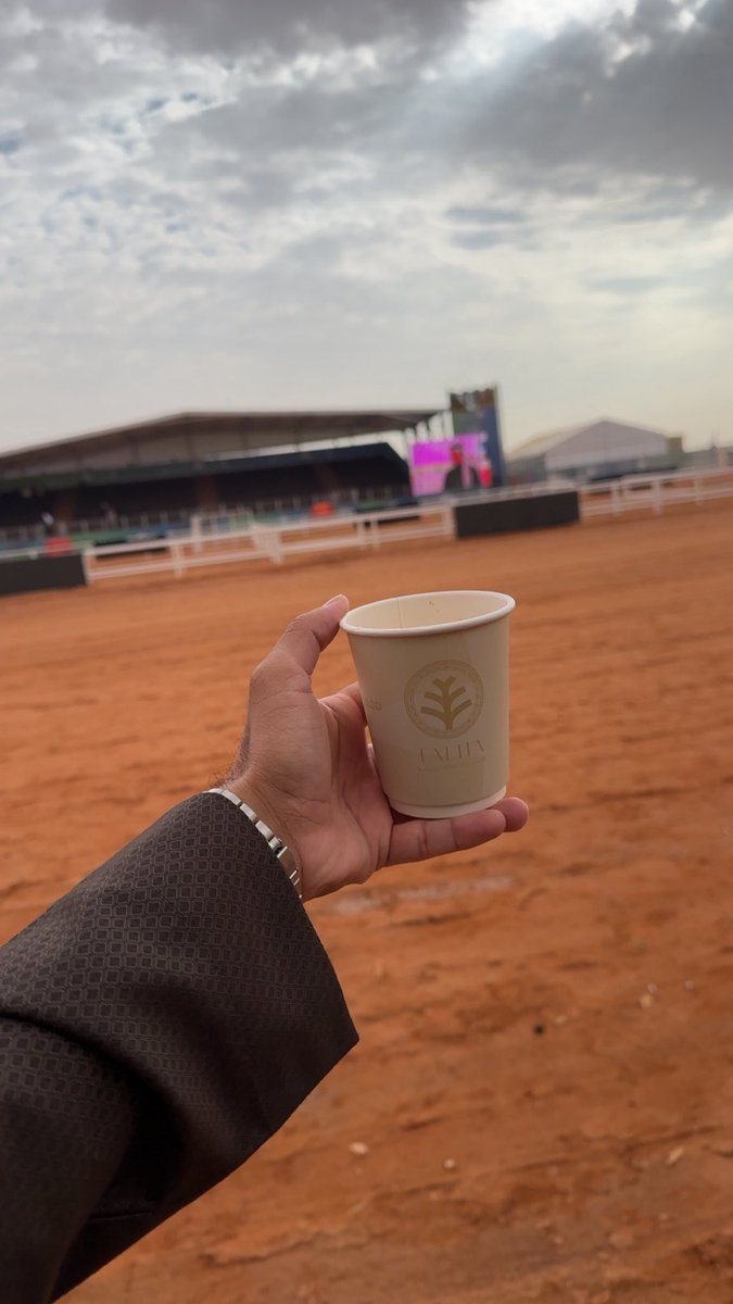 obd's tweet image. #عطنا_صوره_من_تصويرك

صورة من #الصياهد 
#مهرجان_الملك_عبدالعزيز_للإبل10