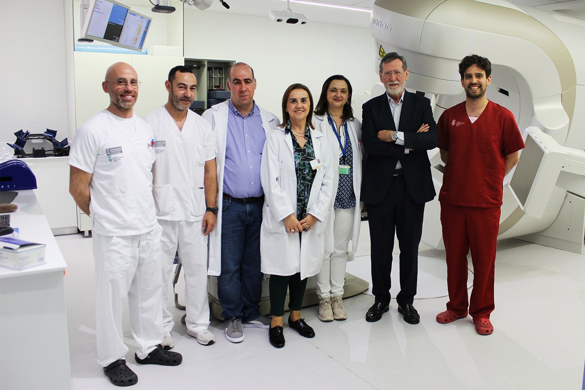 🏥🫀 <a href="/HGUVALENCIA/">HOSPITAL GENERAL</a> participa en un projecte europeu per a tractar arrítmies cardíaques amb radioteràpia

👥 Els pacients tractats presenten una millora clínica i una reducció dels episodis arrítmics

🩺 Esta tècnica permet accedir a zones inaccessibles a tractaments convencionals