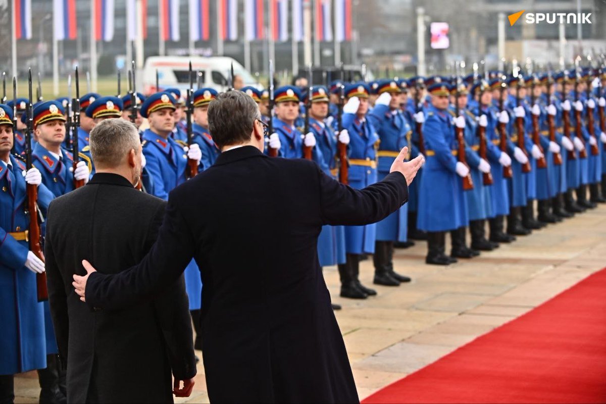 JackStr42679640's tweet image. President of #Slovakia on a Two-Day Visit to #Serbia, Meets with Vučić

🤝 Serbian President Aleksandar Vučić met with Slovak President Peter Pellegrini, who arrived in Serbia for a two-day official visit.

🪖 Prior to his visit to Serbia, President Pellegrini visited Slovak