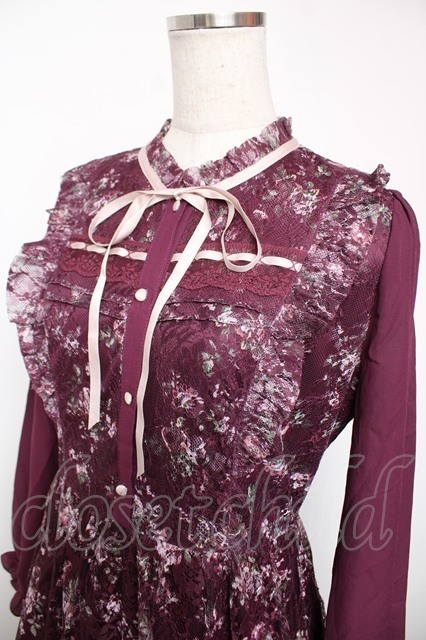 ❤New arrival❤ axes femme / フラワープリントレーシーワンピース M