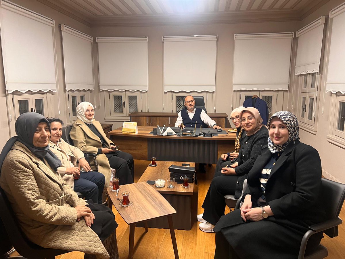 akpartiistanbul's tweet photo. 📌 Beyoğlu İlçe Başkanlığımızın Kasımpaşa Mevlevîhanesi’nde düzenlediği Şeb-i Arûs programına katılım sağladık.

📌 İnsan ve İrfan Vakfı Başkanı Hasan Can Bey’i, Beyoğlu İlçe Kültür ve Sanat Temsilcimiz Fadime Atik Hanım ile birlikte ziyaret ettik. https://t.co/NA3mtqOFnU