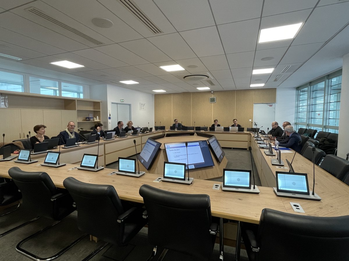 Réunion de suivi à la <a href="/Caf75_actus/">Caf de Paris</a> avec les Directrices et Directeurs des Caf et des Cpam d’Île-de-France.

Un temps d’échanges fructueux consacré au suivi des travaux engagés au sein de nos organismes et au renforcement de notre #collaboration commune au service des #usagers.