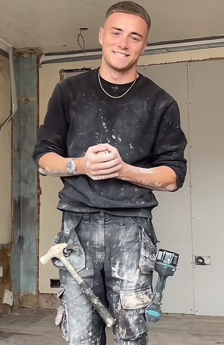 MasterRyan202's tweet image. Lunch is on you today. I expect you to take care of it without hesitation

PayPal Ryansnellings995@gmail.com
throne.com/mastercashgod

#cashmaster #cashslave #paypig #feet #malefeet #dirtysocks #findom