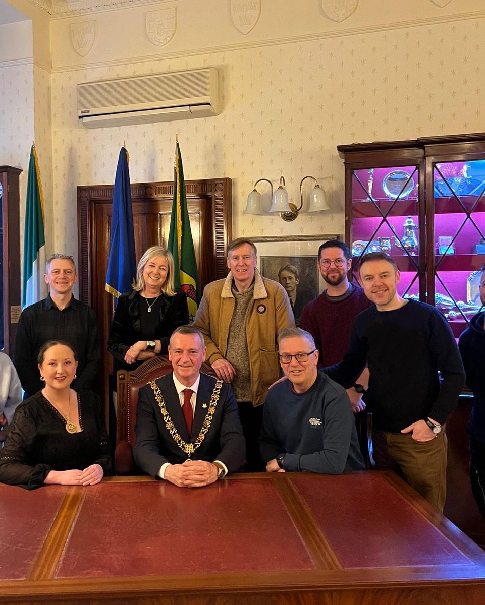 Thank you to the Lord Mayor of Cork, Councillor Fergal Dennehy for hosting <a href="/frankandws/">FrankandWalters</a> in Cork City Hall.
This year I celebrated 20 years playing with the Franks - grateful that the same work that brings me around the world playing music also keeps me so connected to Cork ❤️